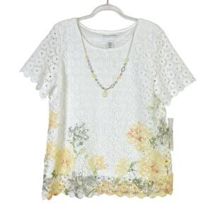 Alfred Dunner White Eyelet Floral Blouse Short Sleeve w/Necklace NWT